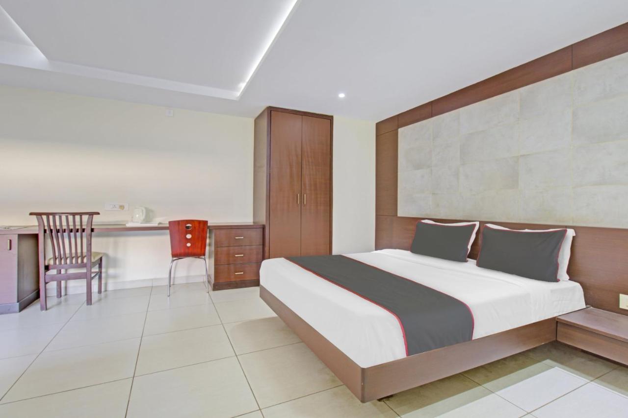 Collection O Venky"S Stay Inn Udupi Bagian luar foto