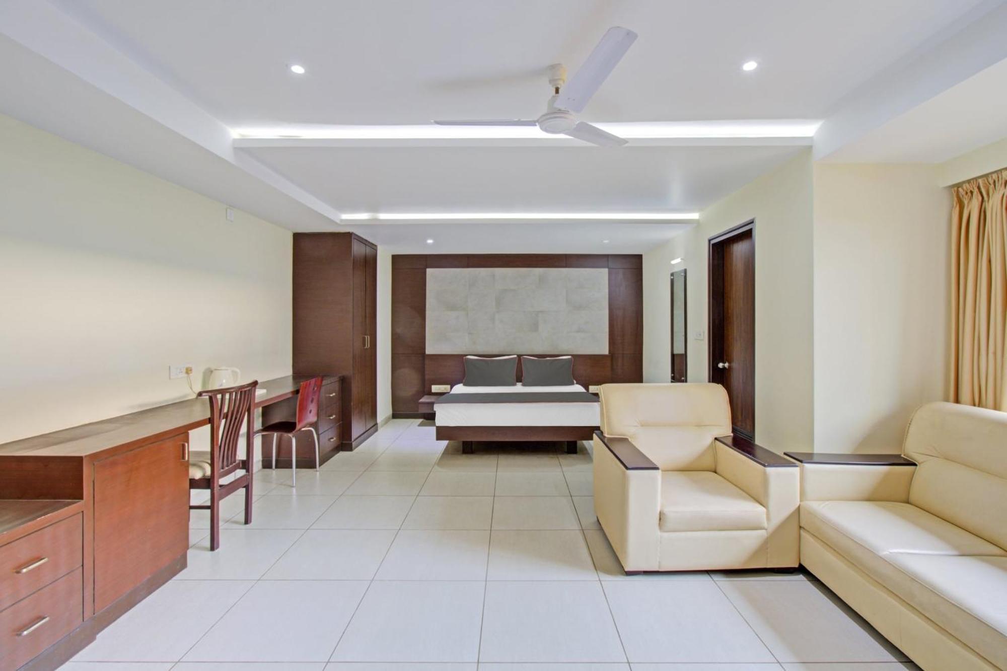 Collection O Venky"S Stay Inn Udupi Bagian luar foto